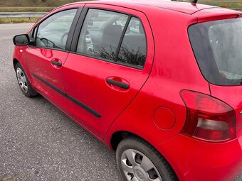 Toyota Yaris 1.3 vvti - 2