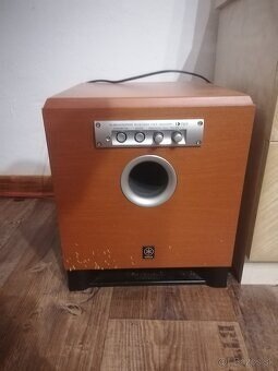 Yamaha NS-50F - 2