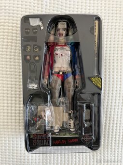 Harley Quinn hot toys , Sideshow - 2