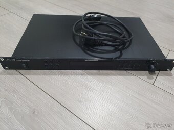 Predam APART PR 1000 PROFESIONALNY TUNER - 2