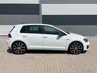 Volkswagen Golf 2.0 TSI BMT GTI DSG - 2