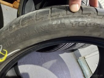 225/45 R19 92W - 2