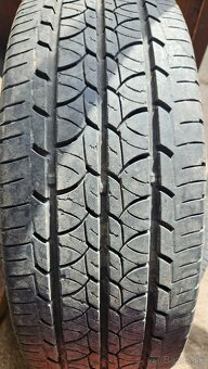 Predam 4ks letne pneu 205/65R16C Barum - 2
