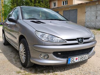 Predám Peugeot 206 1.1 44kw - 2