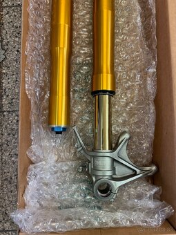 Predám predné tlmiče Öhlins na Ducati V4s - 2
