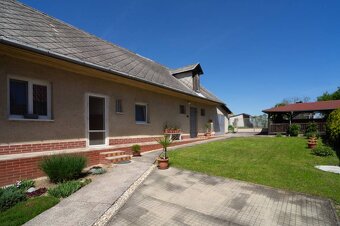 VIDIECKY DOM S KRÁSNYM POZEMKOM, 1455 m², EGREŠ - 2