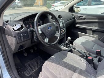 Ford Focus 1.6 Zetec SE Trend - 2