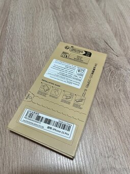 Predám ochranné sklo na iPhone 15 pro - 2