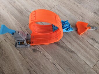 Hot wheels - 2