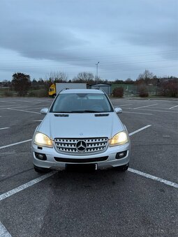 Mercedes- Benz ML 320 CDI - 2