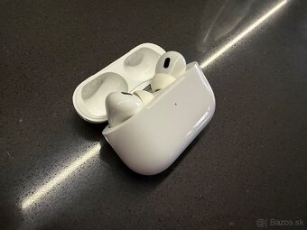 Apple Air Pods Pro 2 lightning - 2