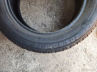205/60r16 zimné - 2