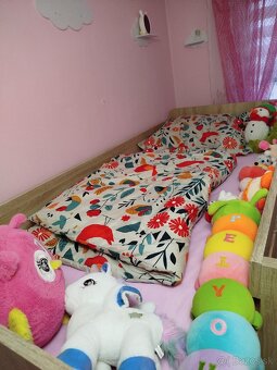 Posteľ s písacím stolom - 2