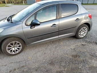 Peugeot 207 - 2