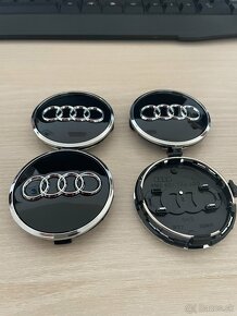 Audi stredové krytky diskov 61mm - 2