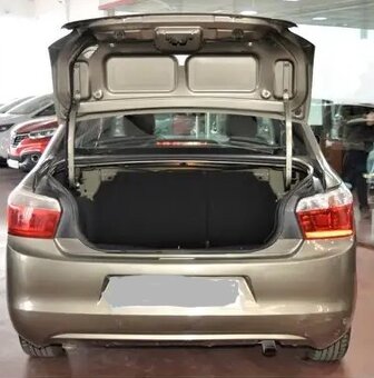 citroen C-elysee 1.6 E-HDI ROK 2014 SEDAN metaliza - 2