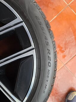 bmw g70 r20 - 2