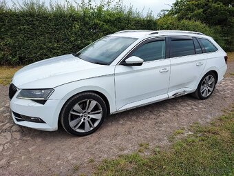 Rozpredám Škoda Superb 3 kombi Elegance - 2