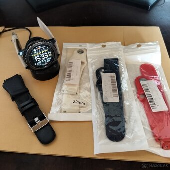 Samsung Gear S3 Smart watch+náramky - 2