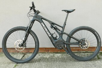Predám elektrický bicykel Specialized Levo Comp karbom L - 2