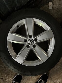 Volkswagen 5x112 r17 225/60 - 2