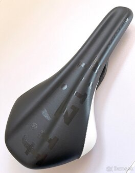 sedlo Fizik Antares VS Braided Carbon - 2