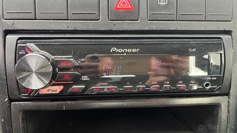 Pioneer radio USB - 2
