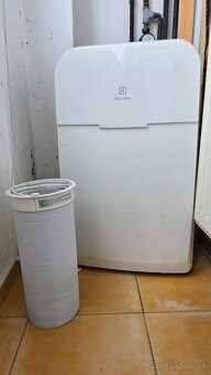 Mobilná klimatizácia, aj s kurenim, do 20m² + vlozka do okna - 2
