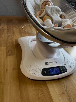 4 MOMS CLASIC GRAY. Elektrická kolíska s rôznymi režimami - 2