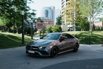Mercedes-Benz CLA 180 Coupé AMG - 2