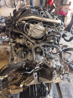 Peugeot 407 motor - 2