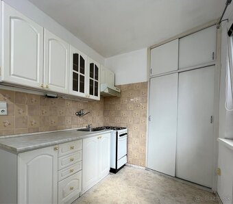 Na prenájom 2 izbový byt Handlova - 2