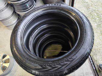 Zimné pneu = NOKIAN = 235/55 R19 - 2