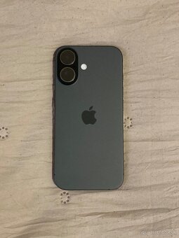 Apple iPhone 17 256GB - 2