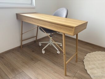 Stôl a stolička - 2