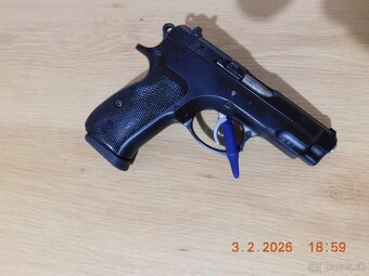 ČZ75 compact - 2