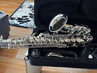 Alt saxofon LATONE - 2