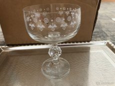Sklenené poháre na šampanské so vzorom - 2