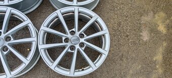 ALU Audi 5x112 R17 - 2