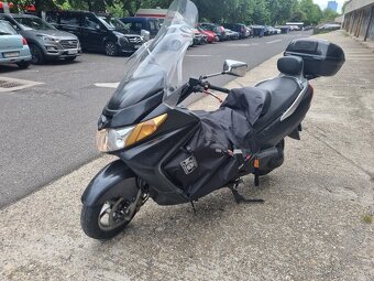 Suzuki Burgman 400 - 2