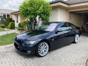 Predám/Vymením BMW e92 335xi 225kw r. 2008 - 2