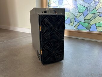 ASIC_miner Bitmain KS3 9,4 TH/s - 2
