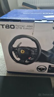 PS 4 PRO 1 TB + volant + hry - 2