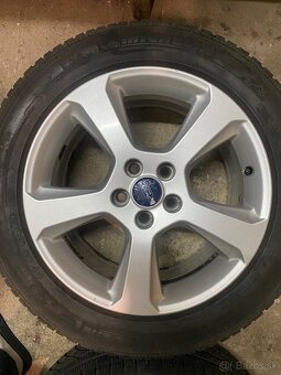 Ford sada R17 - 2