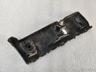 Držiak blatníka Ford S-Max MK2 15- - 2
