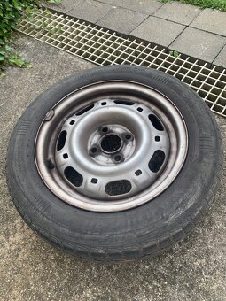 Zimne pneu 175/65 R14 82T DOT2017 Barum Bravuris 3 - 2