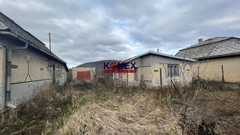 RODINNÝ DOM NA REKONŠTRUKCIU – obec BREHOV - 2