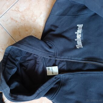 Predám pánsku mikinu.Velkost M Nitra...viac kusov.vid foto - 2