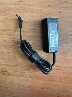 Úplne nový AC Adaptér HP 45W, 741727-001 4,5mm - 2