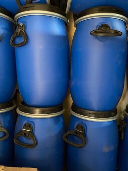 Predám plast. sudy 30 l - 2